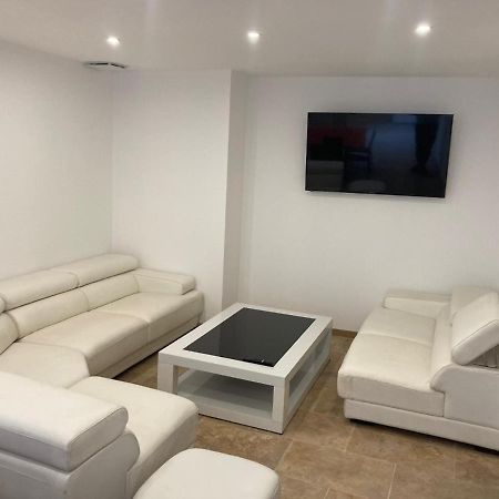 Mas Feuillade Logement Partage Nîmes Eksteriør billede