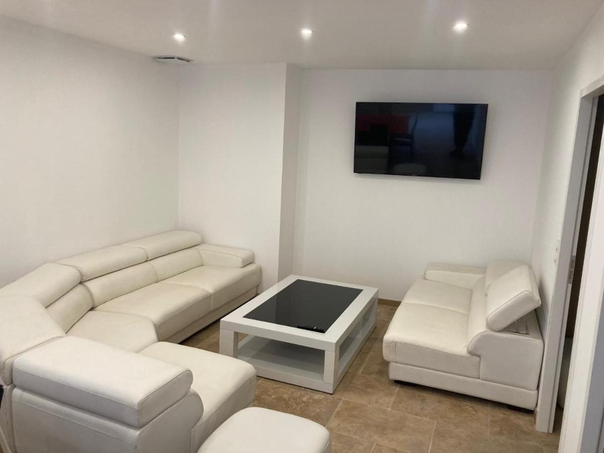 Mas Feuillade Logement Partage Nîmes Eksteriør billede
